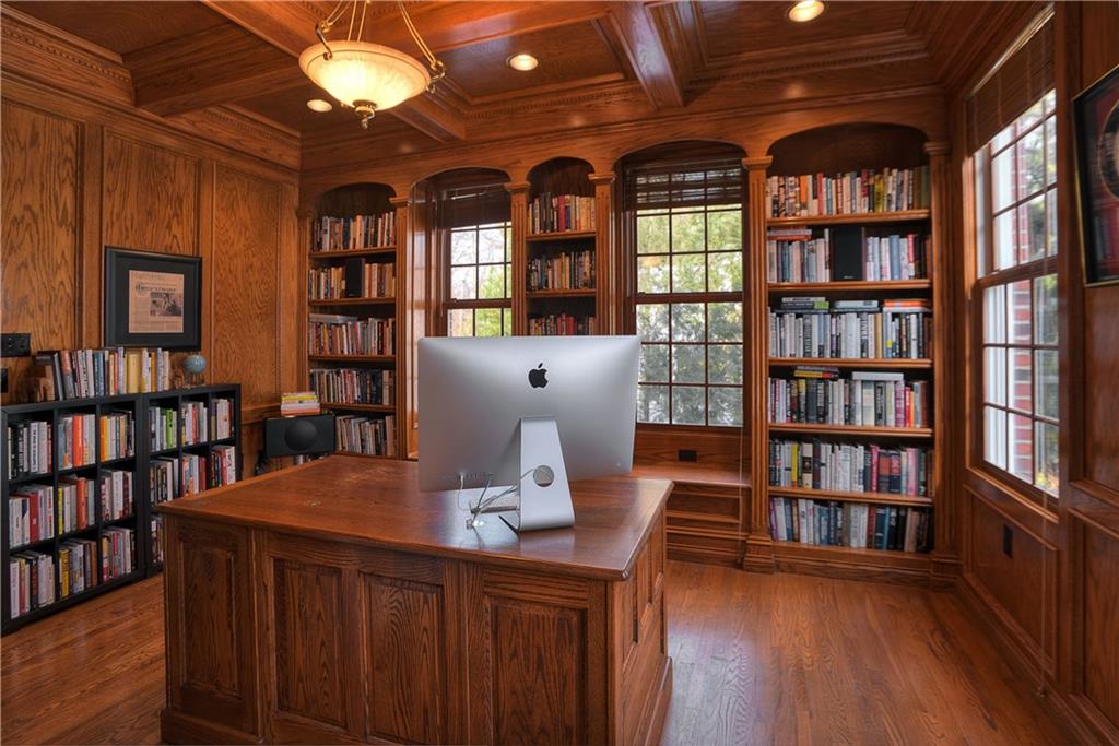 32 Newgate Road Pittsburgh, PA 15202 - Photo 10 of 25 This paneled office also features a coffered ceiling and is open to a lot of natural sunlight.