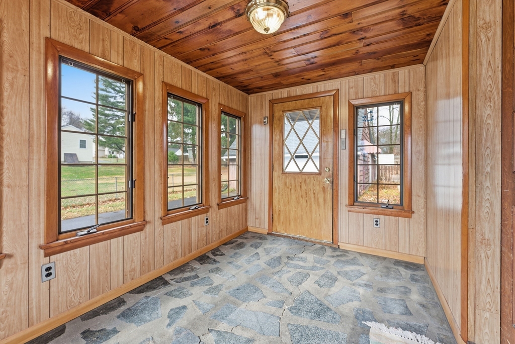 171 Maple Street East Longmeadow, MA 01028 - Photo 11 of 42 a view of an empty room with a window