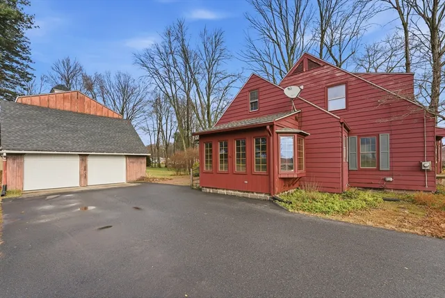 $339,000 | 171 Maple Street, East Longmeadow, MA 01028