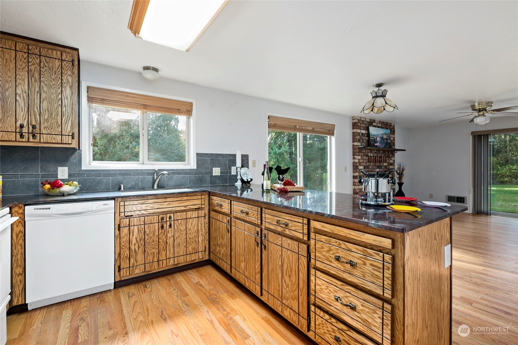 1395 Eagle Ridge Road Oak Harbor, WA 98277 - Photo 20 of 38 Gallery Image 20