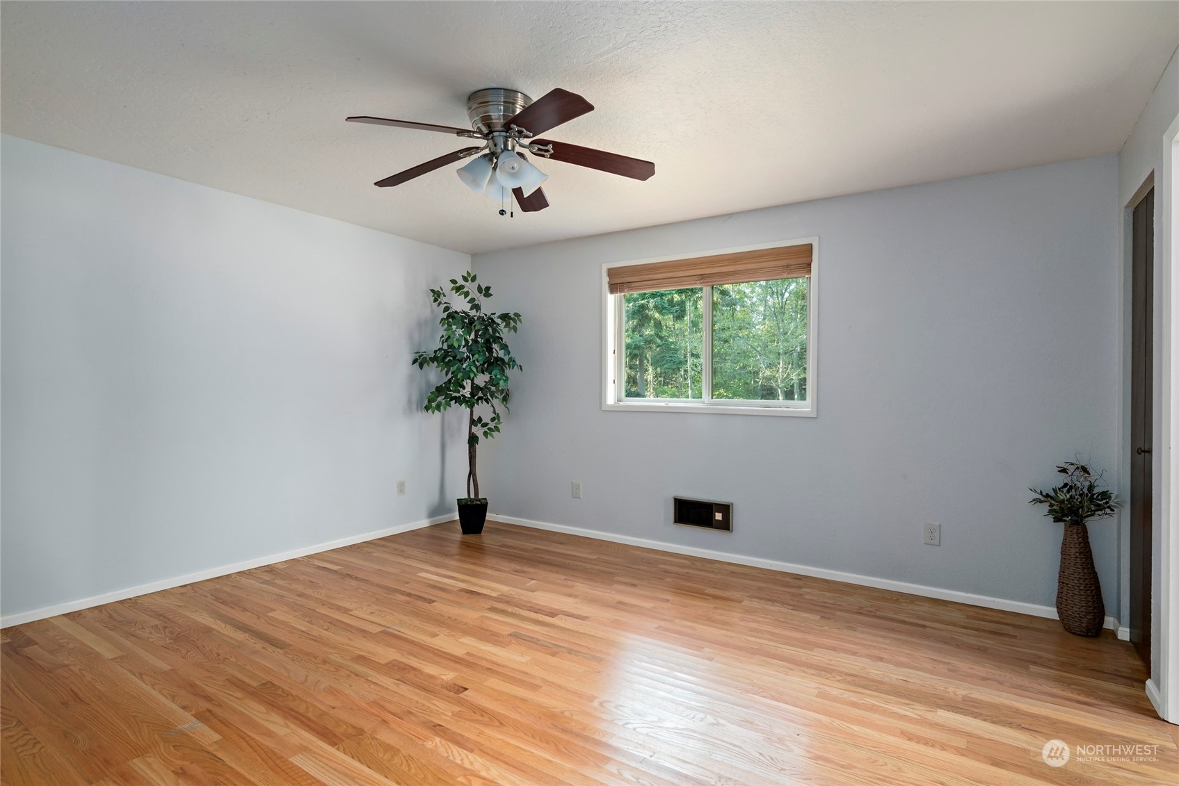 1395 Eagle Ridge Road Oak Harbor, WA 98277 - Photo 23 of 38 Gallery Image 23