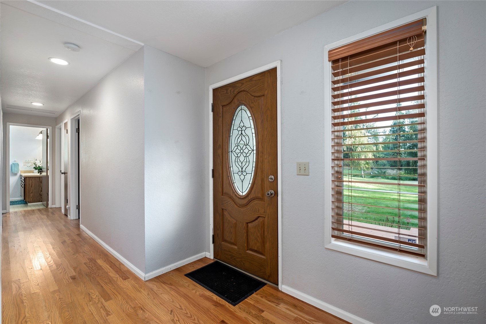 1395 Eagle Ridge Road Oak Harbor, WA 98277 - Photo 9 of 38 Gallery Image 9