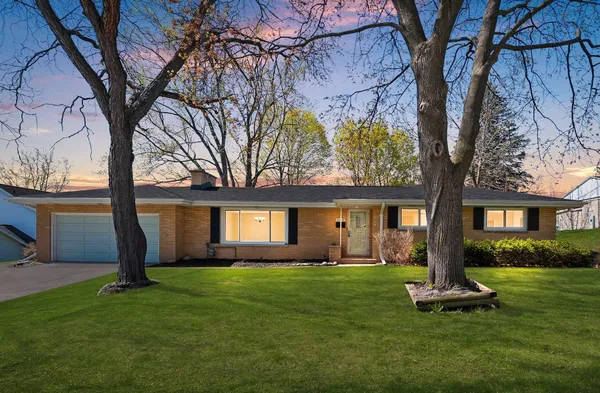$349,900 | 142 Greene Avenue, Green Bay, WI 54301