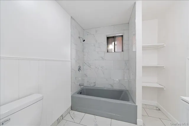 $929,999 | 3511 Mc Owen Avenue | Eastchester