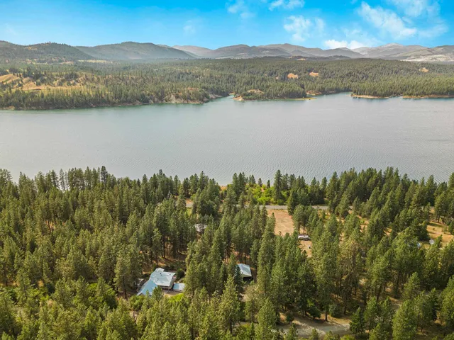 $540,000 | 3802 Bissell Road, Gifford, WA 99131