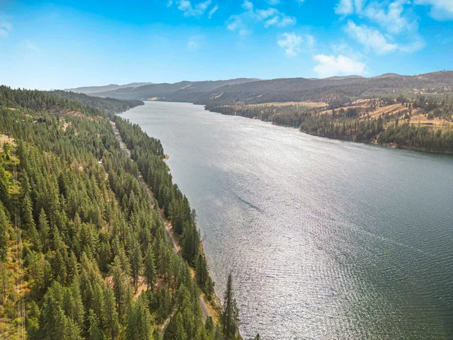 $540,000 | 3802 Bissell Road, Gifford, WA 99131