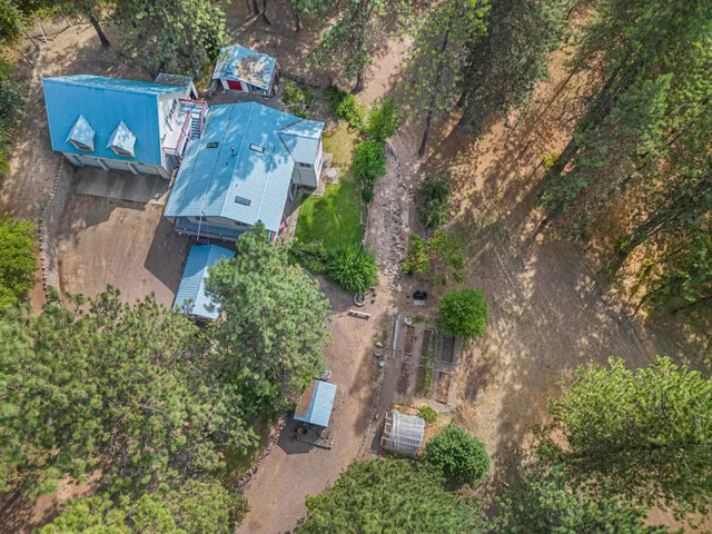 $540,000 | 3802 Bissell Road, Gifford, WA 99131