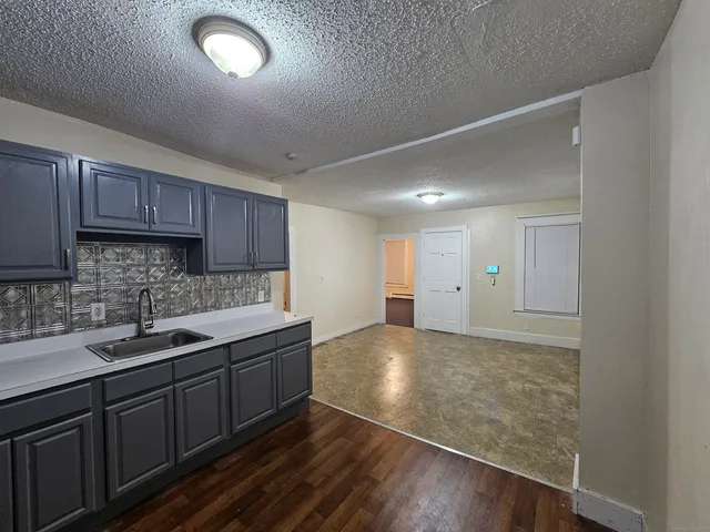 $1,900 | 8 Edgar Street, Unit 1, New Haven, CT 06519