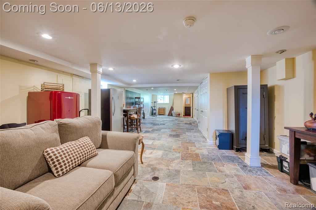 1310 Brauer Road Oxford, MI 48371 - Photo 35 of 73