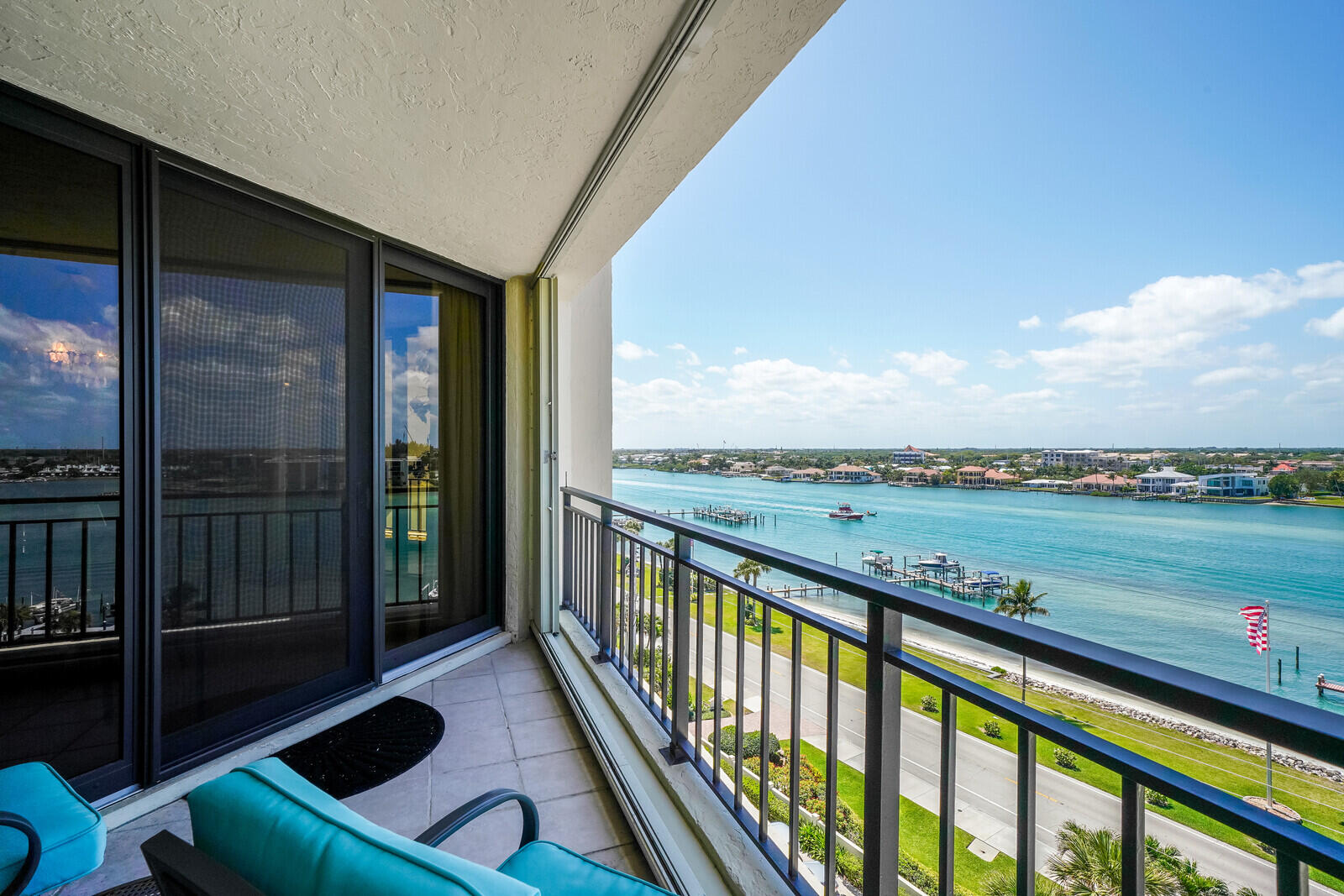 19850 South Beach Road, Unit 8D Jupiter, FL 33469 - Photo 7 of 22 37_Image_32_mls