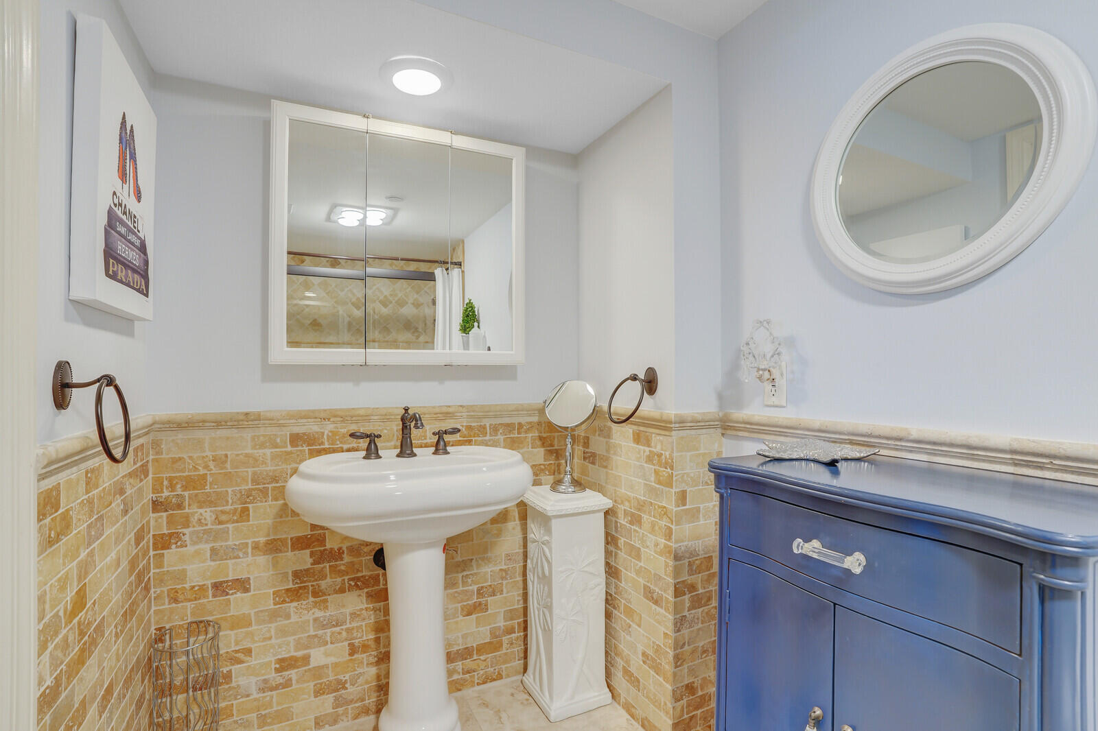 19850 South Beach Road, Unit 8D Jupiter, FL 33469 - Photo 10 of 22 40_bathroom_mls
