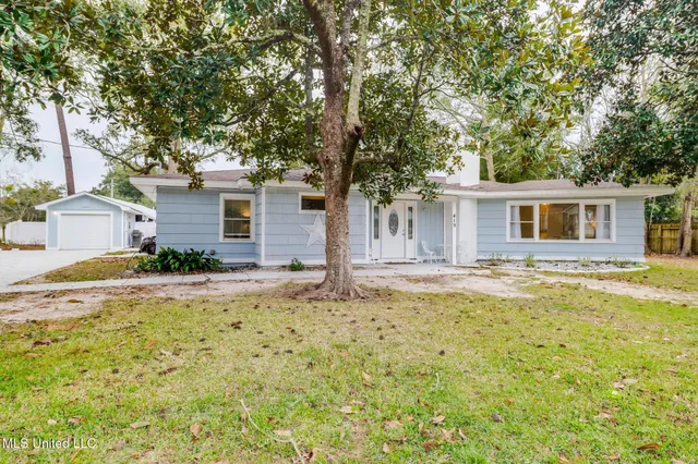 $2,900 | 419 East 2nd Street, Long Beach, MS 39560