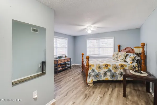 $2,850 | 419 East 2nd Street, Long Beach, MS 39560