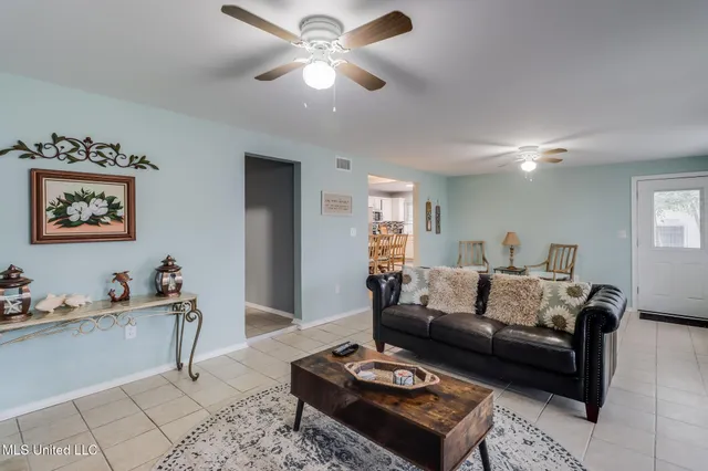 $2,900 | 419 East 2nd Street, Long Beach, MS 39560