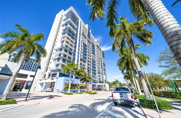 $3,500 | 5350 Northwest 84th Avenue, Unit 903, Doral, FL 33166