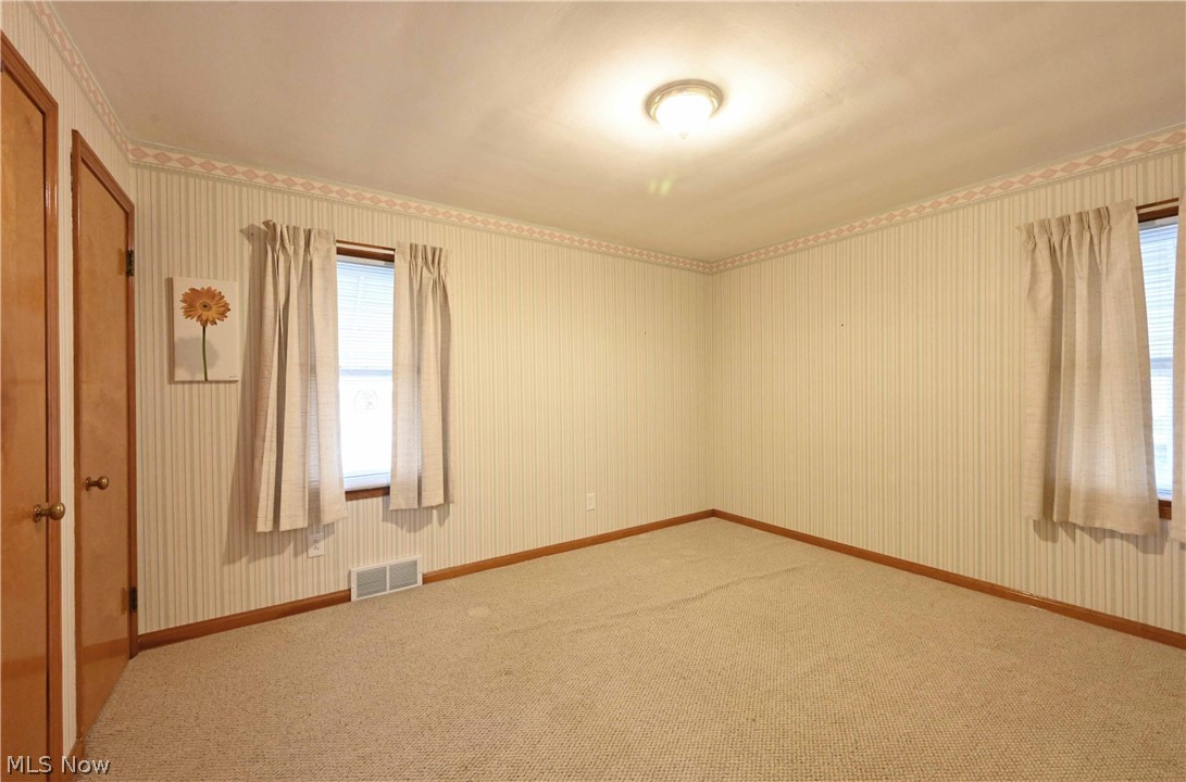 6210 Ridgewood Avenue Cleveland, OH 44129 - Photo 12 of 30 First floor bedroom