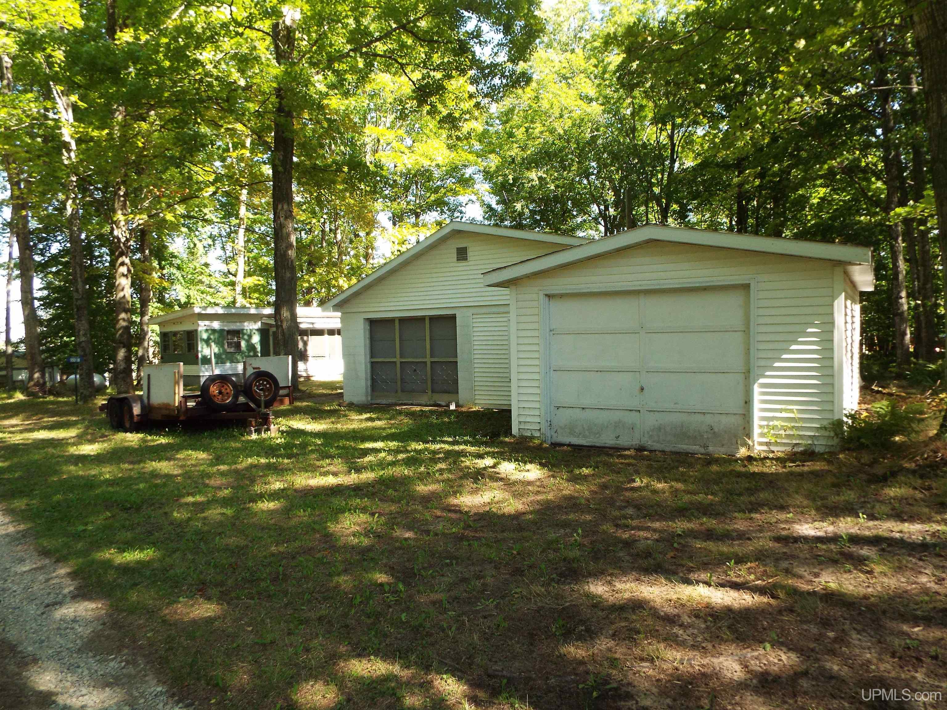 9561 Perch Bay Road Manistique, MI 49854 - Photo 8 of 18 Gallery Image 8