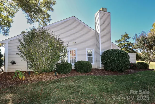 $334,000 | 10812 Winterbourne Court, Charlotte, NC 28277