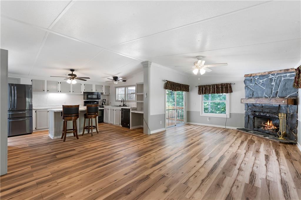 204 Simpson Circle Northeast Cartersville, GA 30121 - Photo 8 of 27