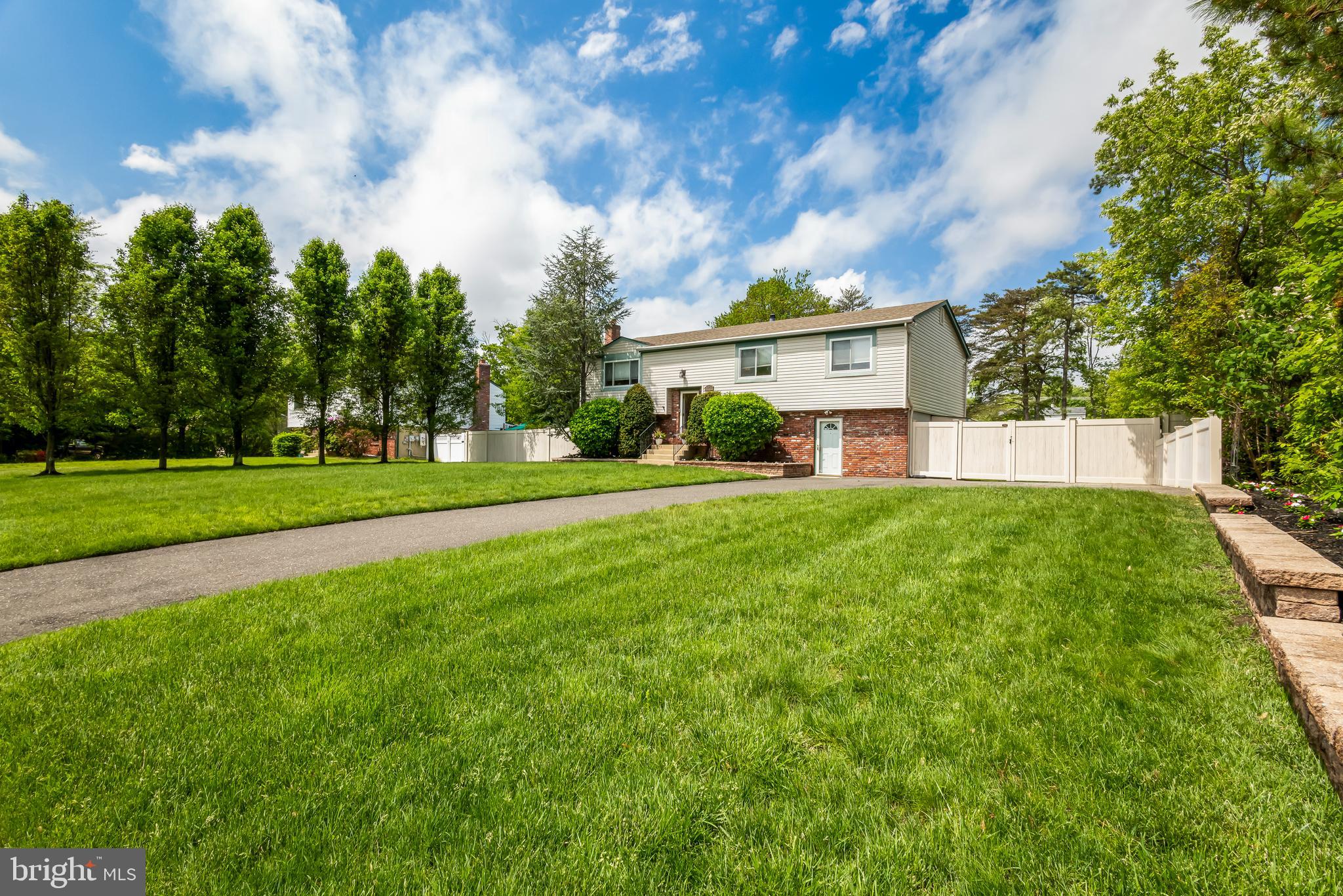 107 Hilltop Road Marlton, NJ 08053 - Photo 2 of 30 Gallery Image 2