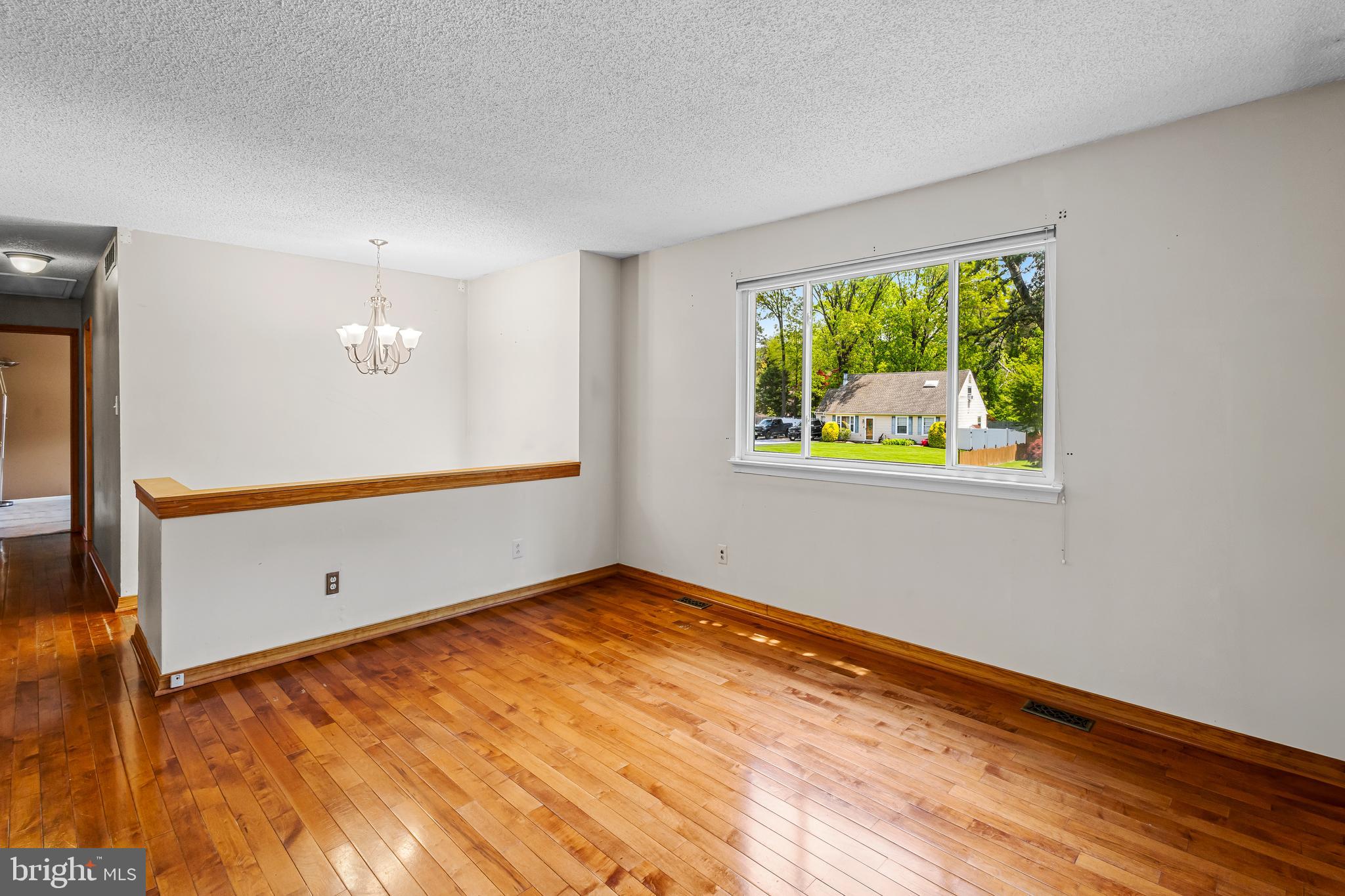 107 Hilltop Road Marlton, NJ 08053 - Photo 7 of 30 Gallery Image 7