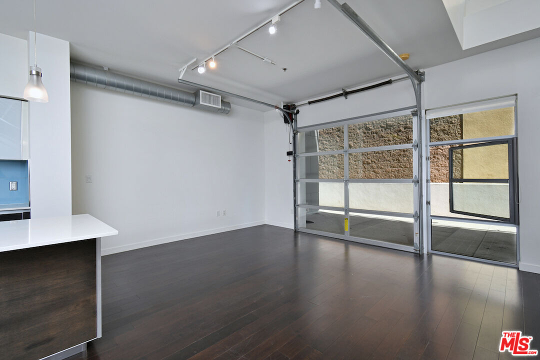 11500 Tennessee Avenue, Unit 107 Los Angeles, CA 90064 - Photo 18 of 51