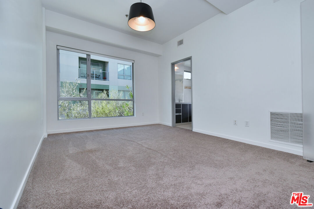 11500 Tennessee Avenue, Unit 107 Los Angeles, CA 90064 - Photo 32 of 51