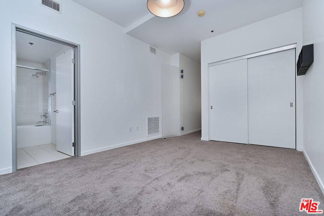 11500 Tennessee Avenue, Unit 107 Los Angeles, CA 90064 - Photo 33 of 51