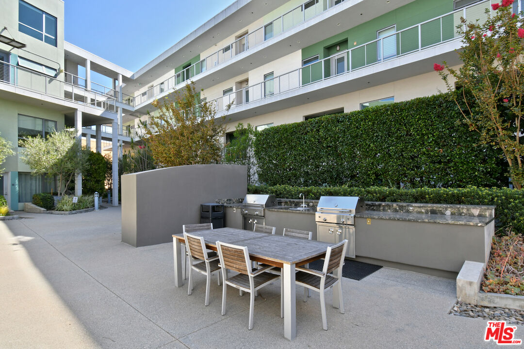 11500 Tennessee Avenue, Unit 107 Los Angeles, CA 90064 - Photo 44 of 51
