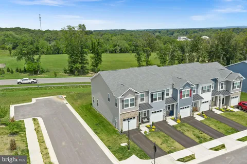 $380,000 | 120 Pomo Lane, Winchester, VA 22602