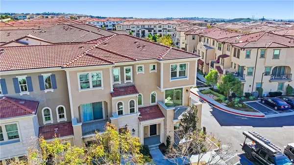 $1,095,000 | 201 Mountain Sage, Lake Forest, CA 92610