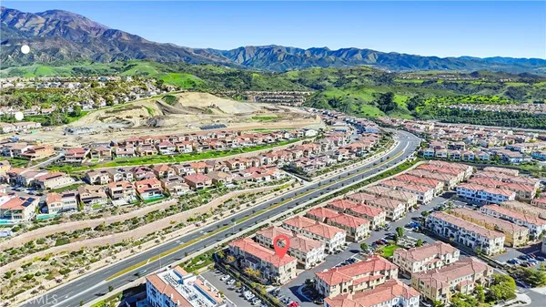 $1,095,000 | 201 Mountain Sage, Lake Forest, CA 92610