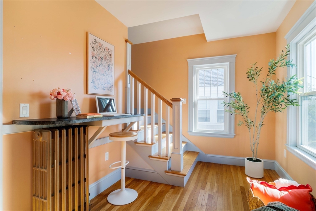 16 Arborough Road, Unit 2 Boston, MA 02131 - Photo 4 of 42