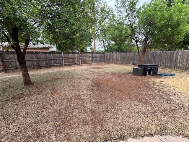 901 East Burnside Street Rotan, TX 79546 - Photo 33 of 37