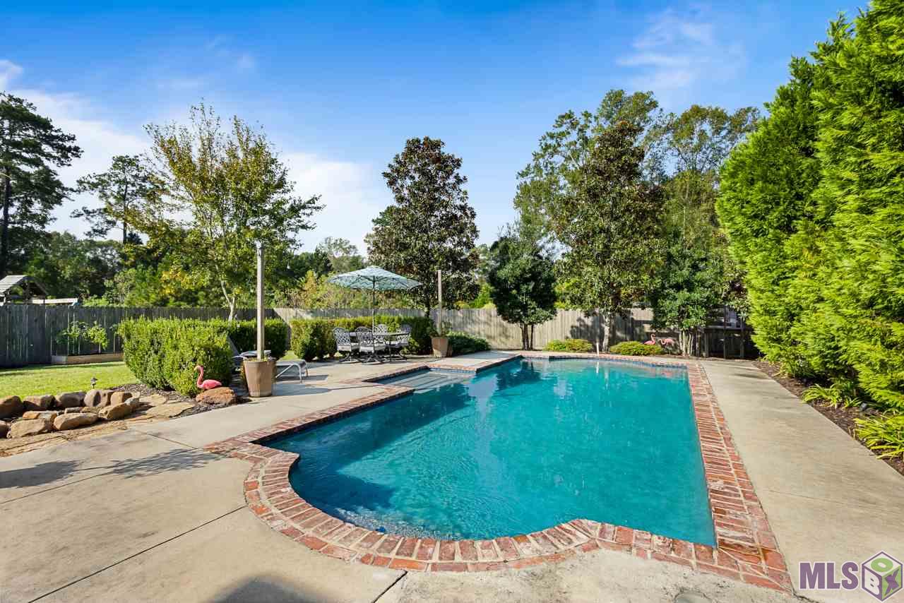 8150 Rustic Rose Drive Baton Rouge, LA 70818 - Photo 25 of 36 Gunite Pool