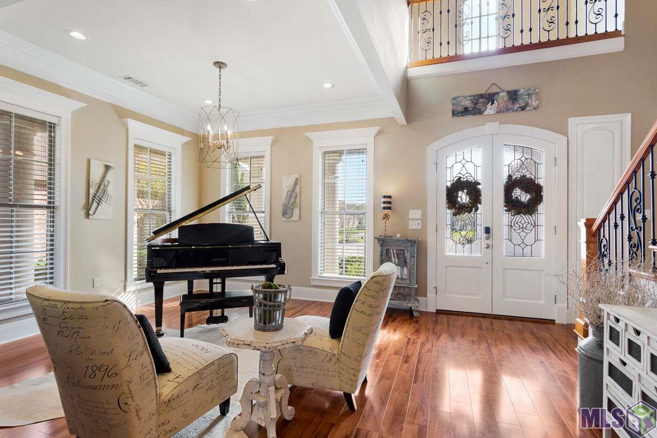 8150 Rustic Rose Drive Baton Rouge, LA 70818 - Photo 7 of 36 Formal Dining Room