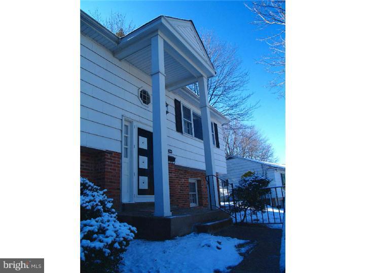 341 Golf Hills Road Havertown, PA 19083 - Photo 3 of 25
