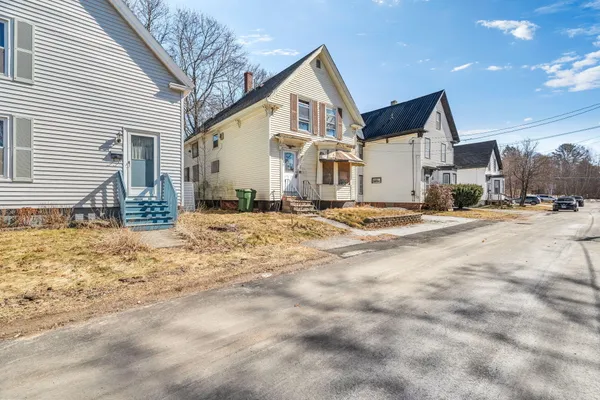 $109,000 | 128 Union Street, Brewer, ME 04412