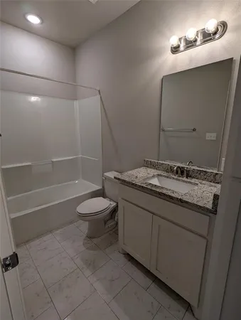$1,350 | 2700 Ginger Court, Sherman, TX 75092