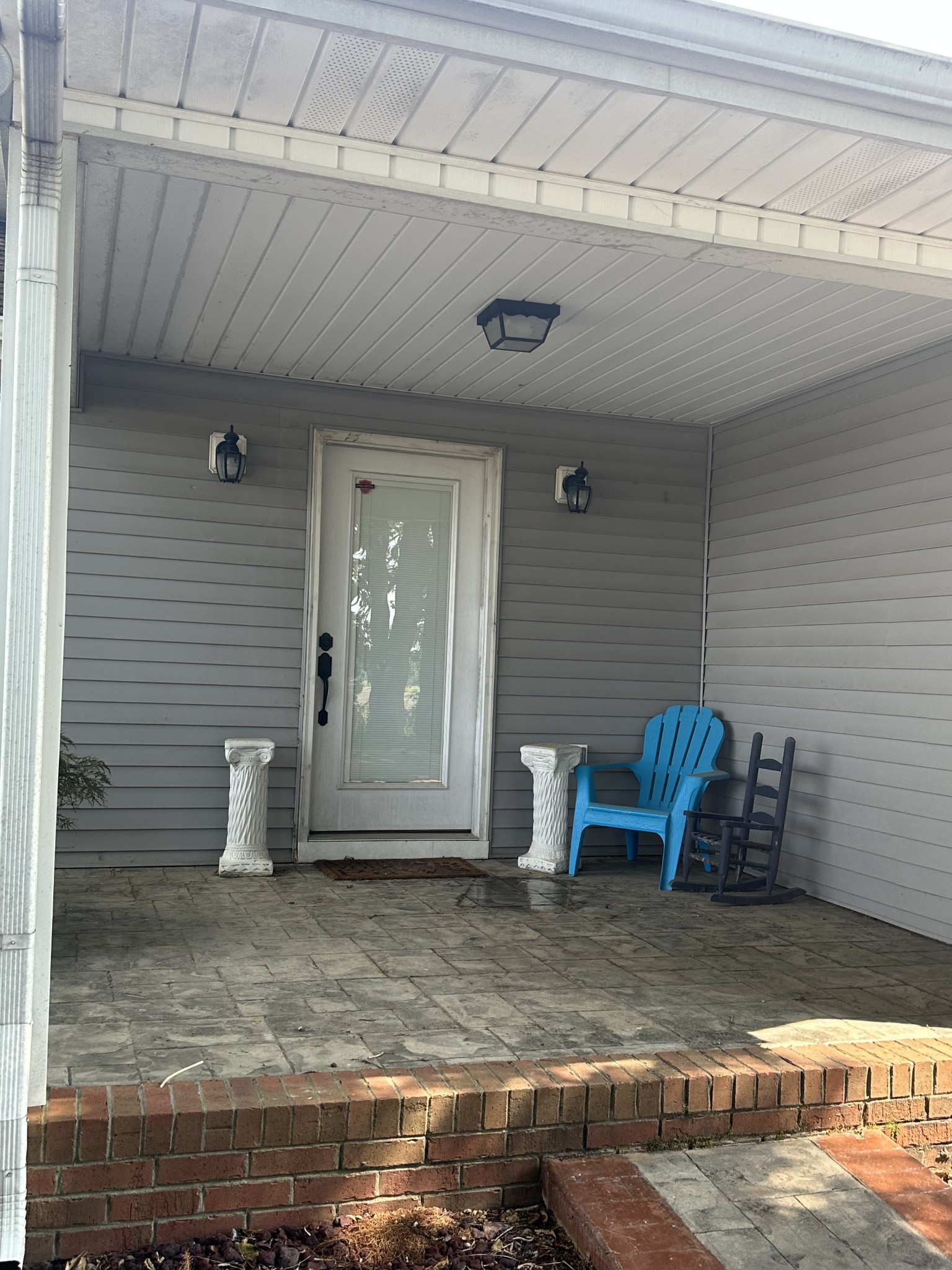 4753 Akersville Road Lafayette, TN 37083 - Photo 37 of 50 a view of a two room with table and chair
