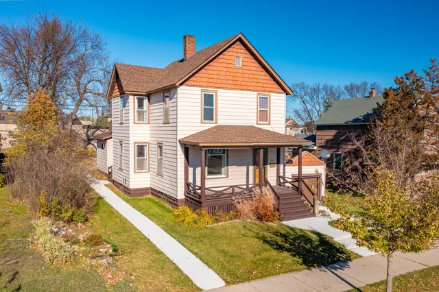 $219,000 | 313 East Chapman Street, Ely, MN 55731