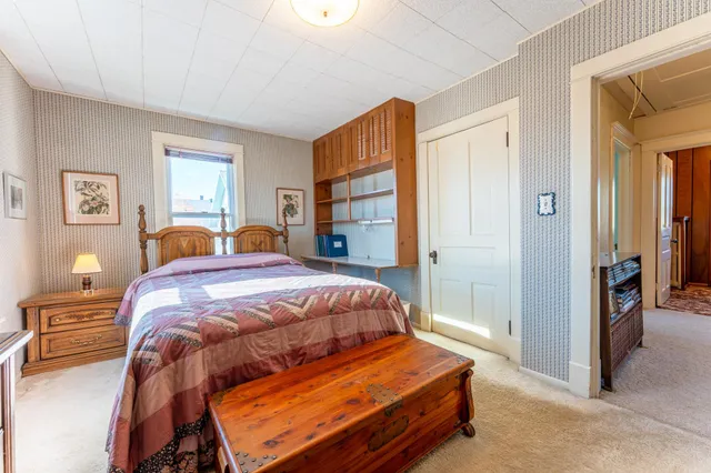 $219,000 | 313 East Chapman Street, Ely, MN 55731