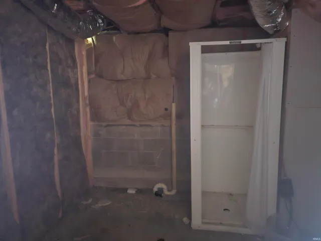 $350,000 | 751 North Falvey Street, Winamac, IN 46996