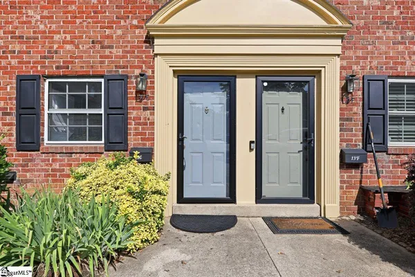 $159,900 | 2530 East North Street, Unit 13E, Greenville, SC 29615