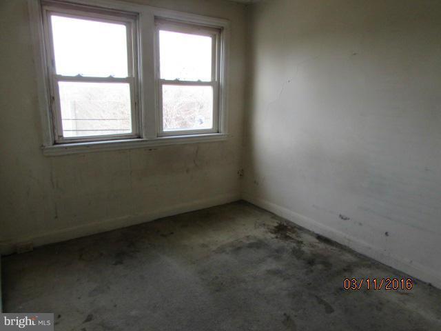 424 Old Riverside Road Baltimore, MD 21225 - Photo 6 of 7 Bedroom