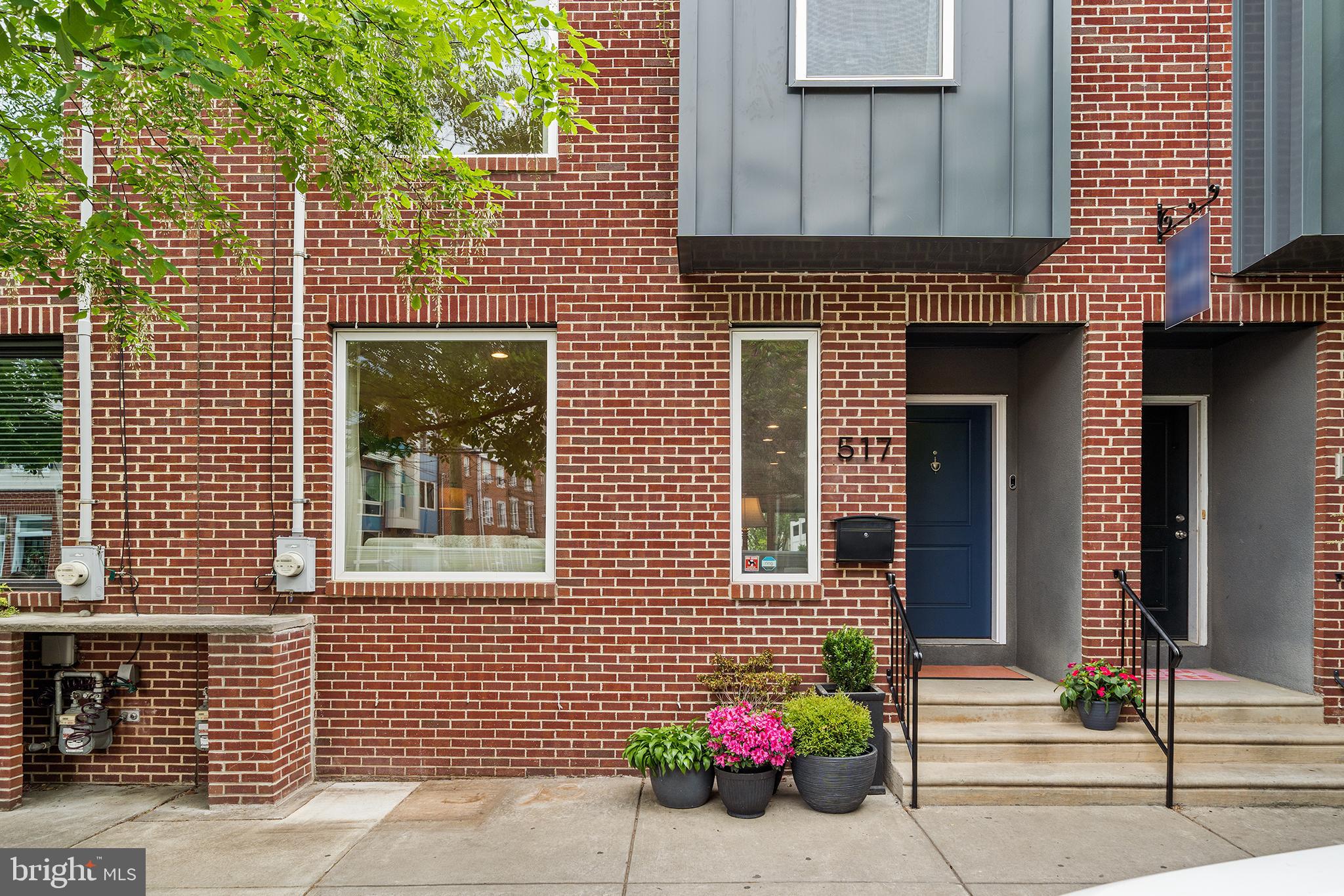 517 Carpenter Street Philadelphia, PA 19147 - Photo 2 of 42