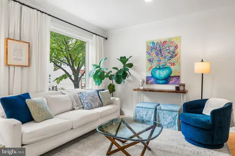 $875,000 | 517 Carpenter Street, Philadelphia, PA 19147