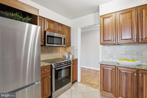 $329,000 | 4301 Massachusetts Avenue Northwest, Unit 8007, Washington, DC 20016