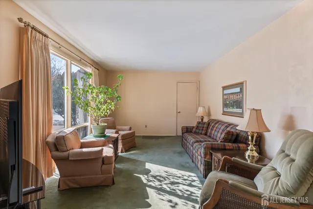 $659,000 | 33 Whitehall Road, East Brunswick, NJ 08816