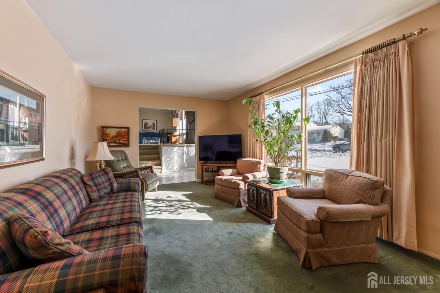 33 Whitehall Road East Brunswick, NJ 08816 - Photo 16 of 39